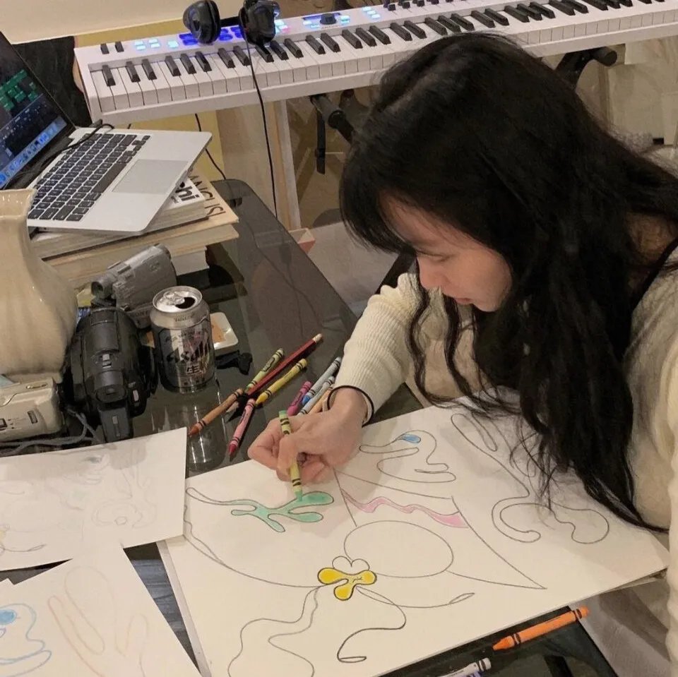 打脸前夫，离婚后我成为顶流天后